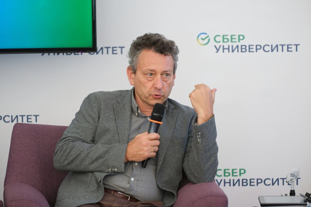 DSCF4681_Дискуссия1.jpg
